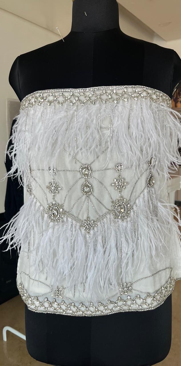 FEATHER TOP